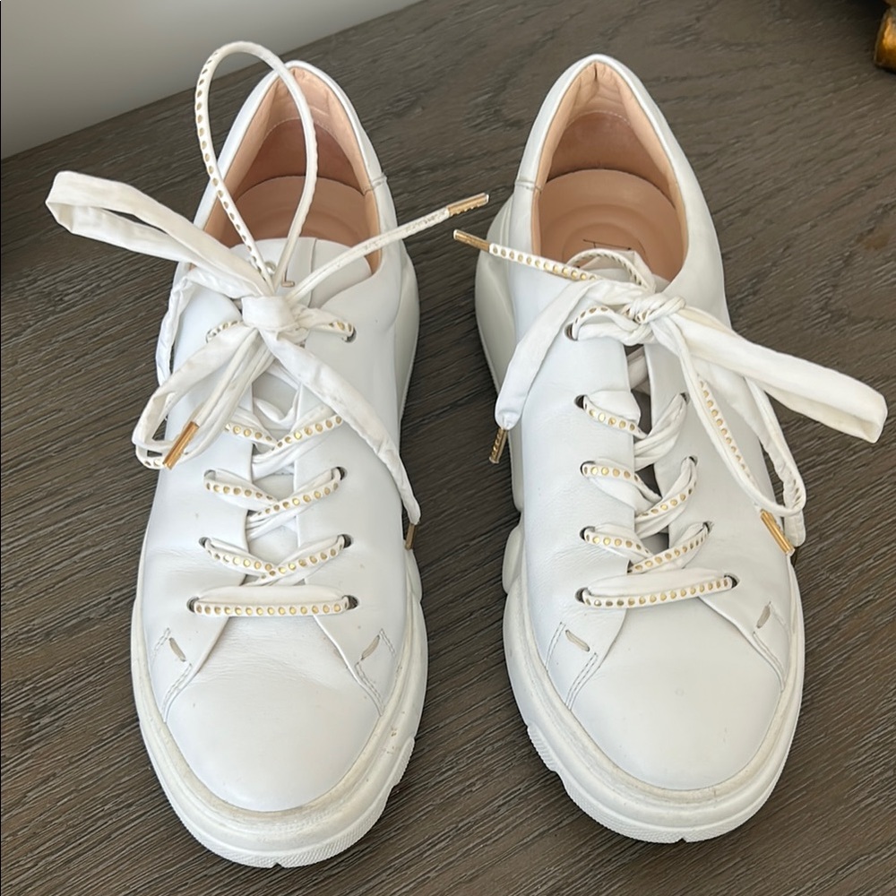 Agl White Sneakers Minimalist Low-Top Design